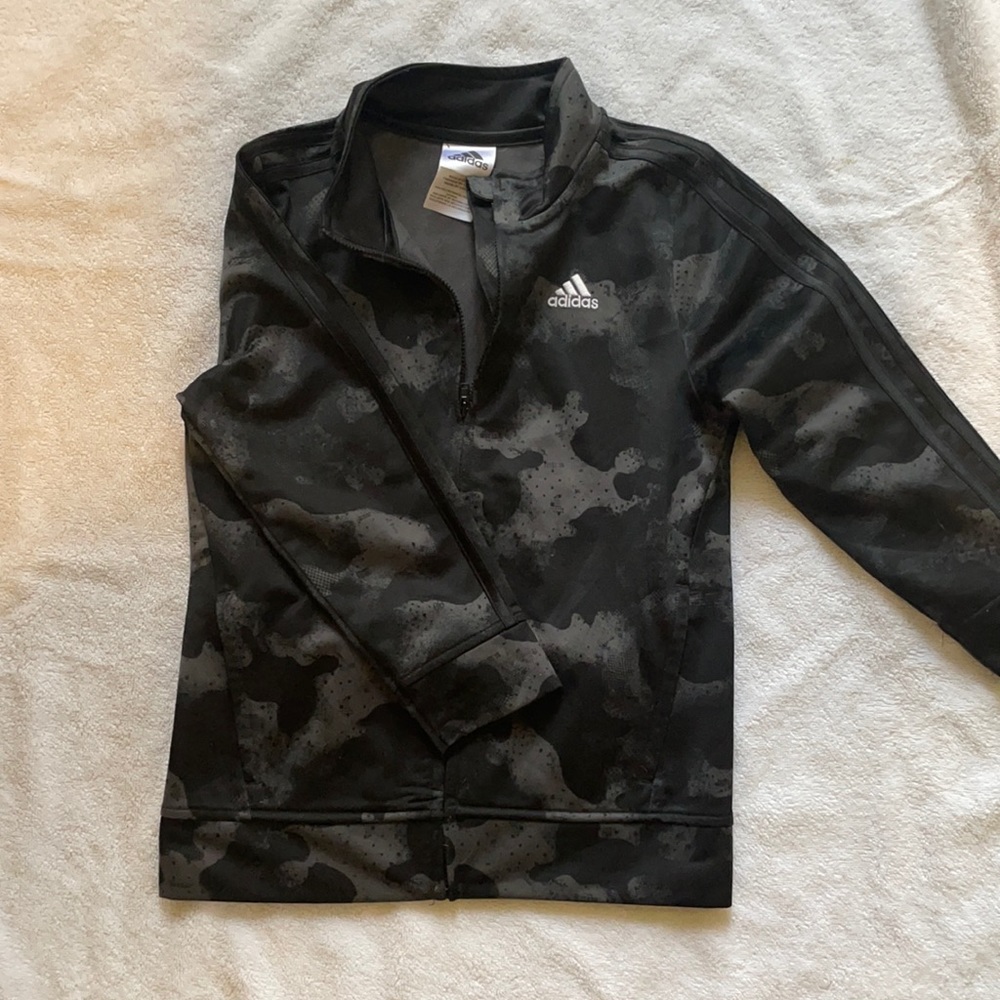 Like New Boys Adidas Zip Top in Black Camo